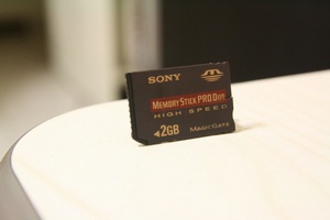 PSP記憶卡容量大升級。CR-5400