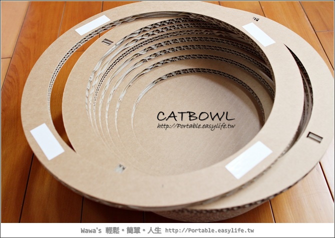 CATBOWL。紙箱瓦楞紙貓碗！