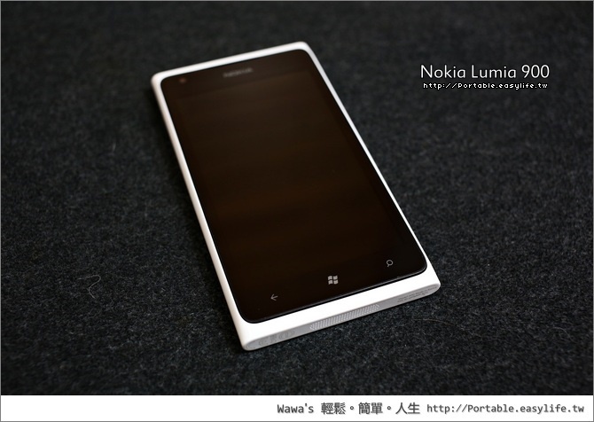 Nokia Lumia 900 白色開箱。Windows Phone