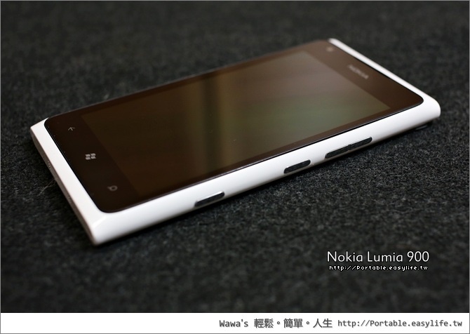 Nokia Lumia 900 白色開箱。Windows Phone