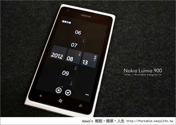 Nokia Lumia 900 白色開箱。Windows Phone