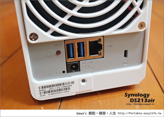 Synology DS213air。內建無線網路的網路儲存器