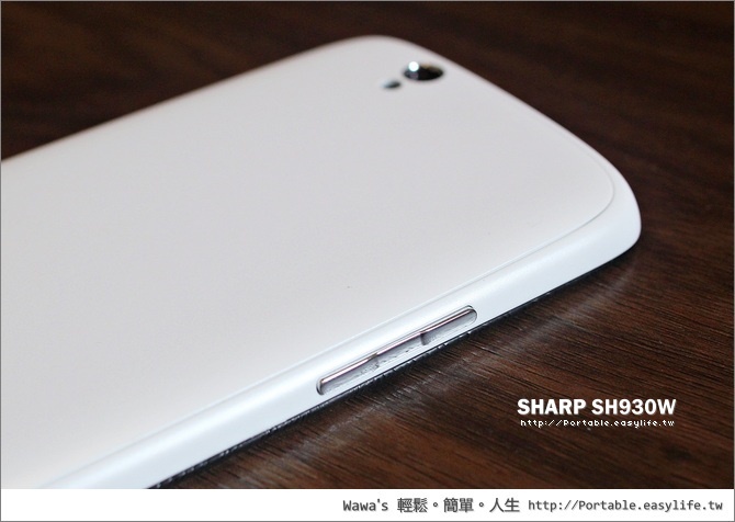 SHARP SH930W。5吋 Full HD AQUOS PHONE 智慧型手機