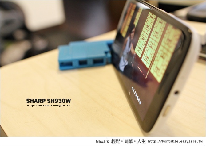 SHARP SH930W。5吋 Full HD AQUOS PHONE 智慧型手機