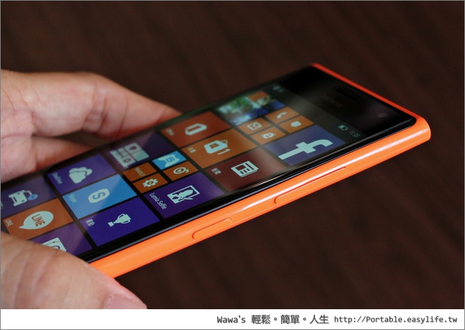 Lumia 735 開箱評測