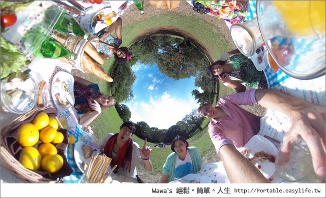 RICOH THETA M15 360°全景自拍炫麗奇機