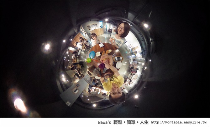 RICOH THETA M15 360°全景自拍炫麗奇機