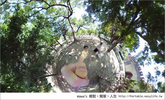 RICOH THETA M15 360°全景自拍炫麗奇機