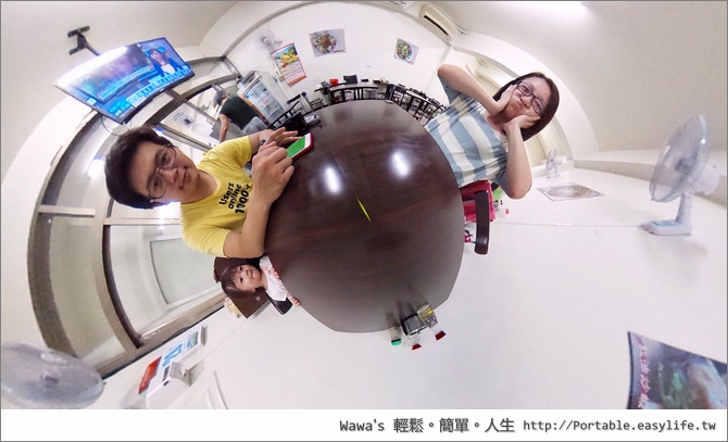 RICOH THETA M15 360°全景自拍炫麗奇機