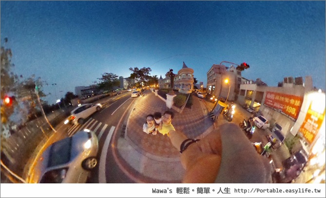 RICOH THETA M15 360°全景自拍炫麗奇機