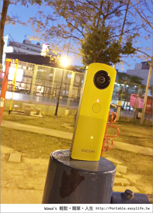 RICOH THETA M15 360°全景自拍炫麗奇機