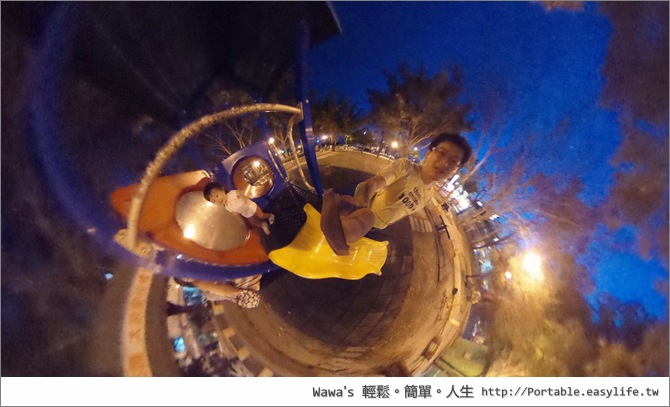 RICOH THETA M15 360°全景自拍炫麗奇機