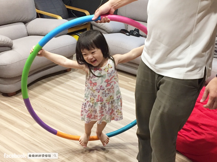 呼拉圈體操遊戲、我又滿頭大汗了、超怕乾媽乾爹、40片拼圖達成、想玩又不敢玩的噴水池、巧虎打人、媽咪一直踩雷、花蓮出遊、把時間收到口袋、都蘭小書包 2Y6M26D-2Y7M1D