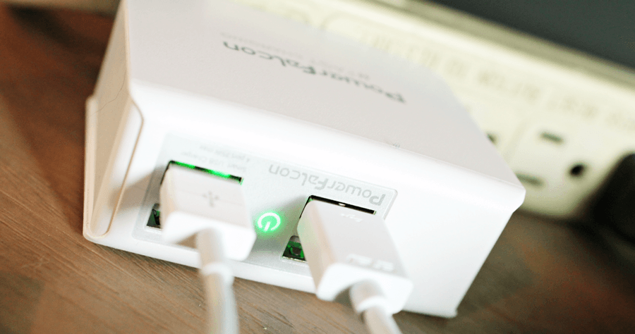 【開箱】PowerFalcon 隨身快速充電充電器 4 Port USB 25W，趁便宜時買的！