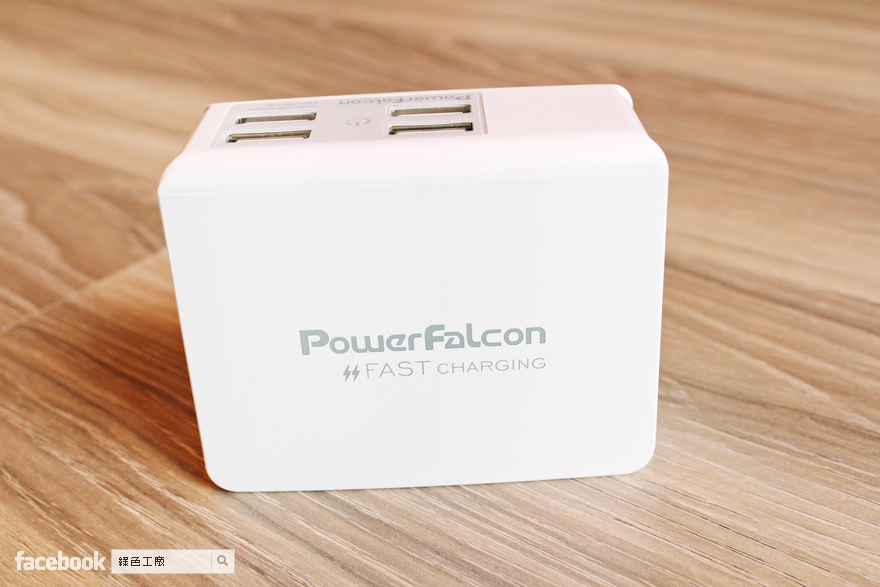 PowerFalcon 可折疊插頭 4Port USB 快速充電器 25W