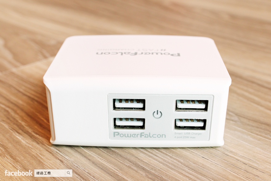 PowerFalcon 可折疊插頭 4Port USB 快速充電器 25W