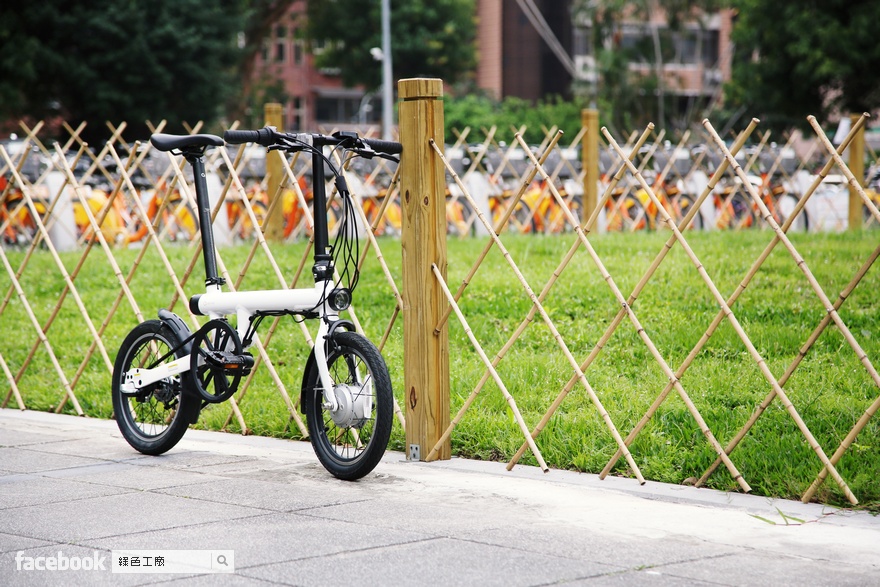 騎乘體驗 QiCYCLE 騎記電助力折疊自行車