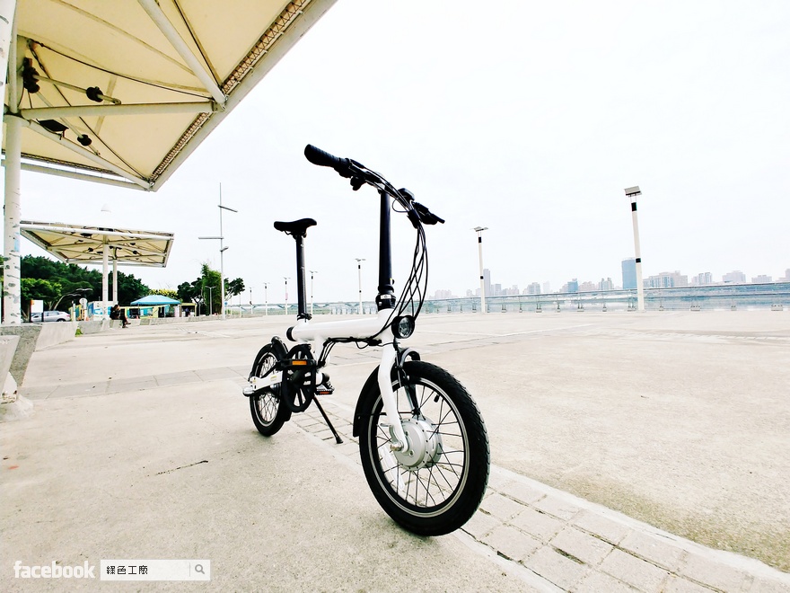 騎乘體驗 QiCYCLE 騎記電助力折疊自行車