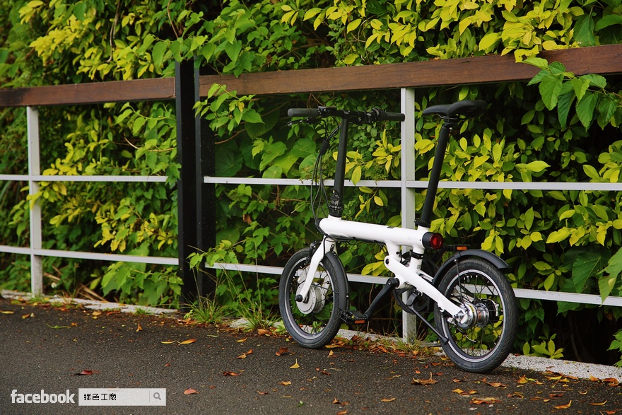 騎乘體驗 QiCYCLE 騎記電助力折疊自行車