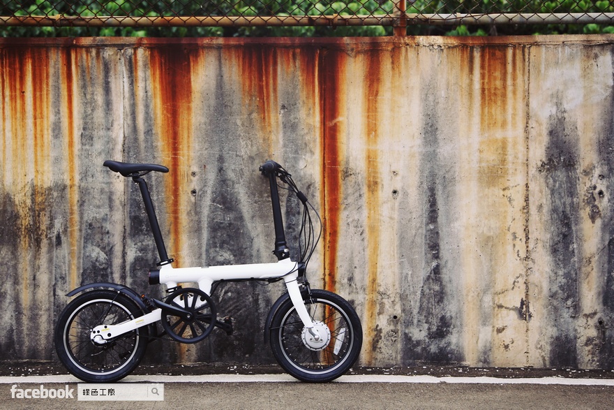 騎乘體驗 QiCYCLE 騎記電助力折疊自行車