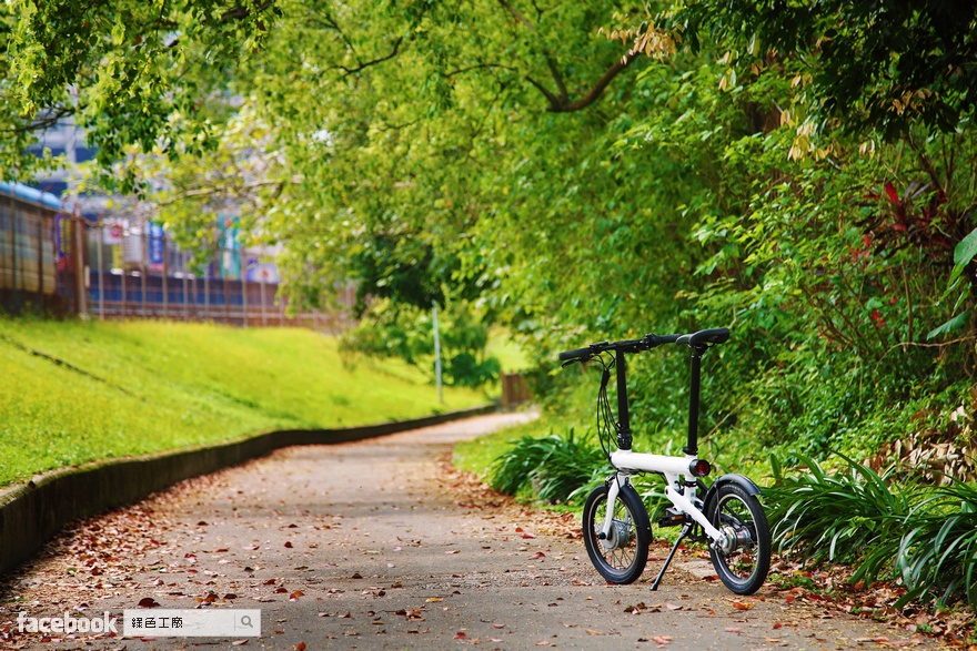 騎乘體驗 QiCYCLE 騎記電助力折疊自行車